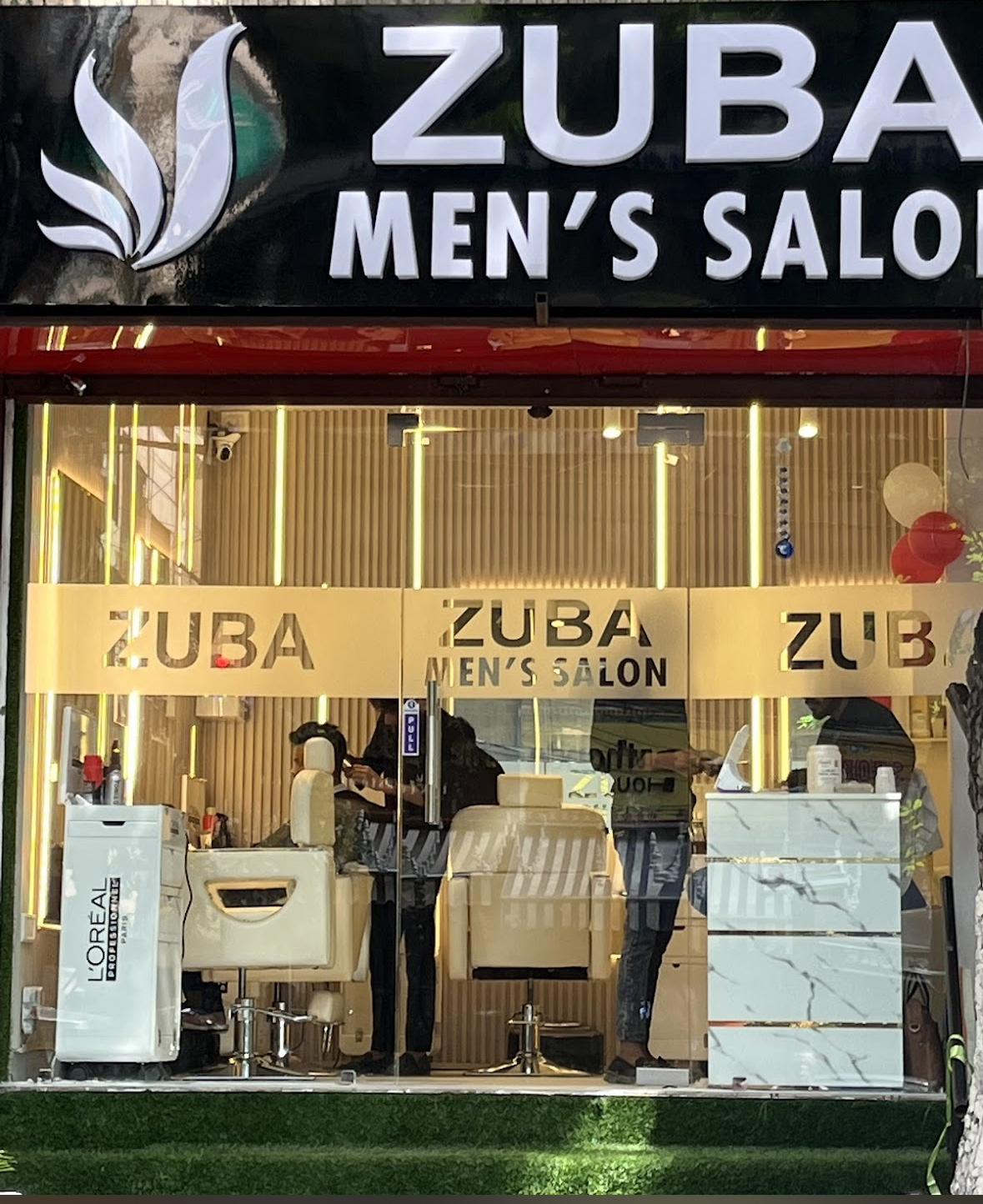 ZUBA Salon Gents outlet interior, Old Rajinder Nagar